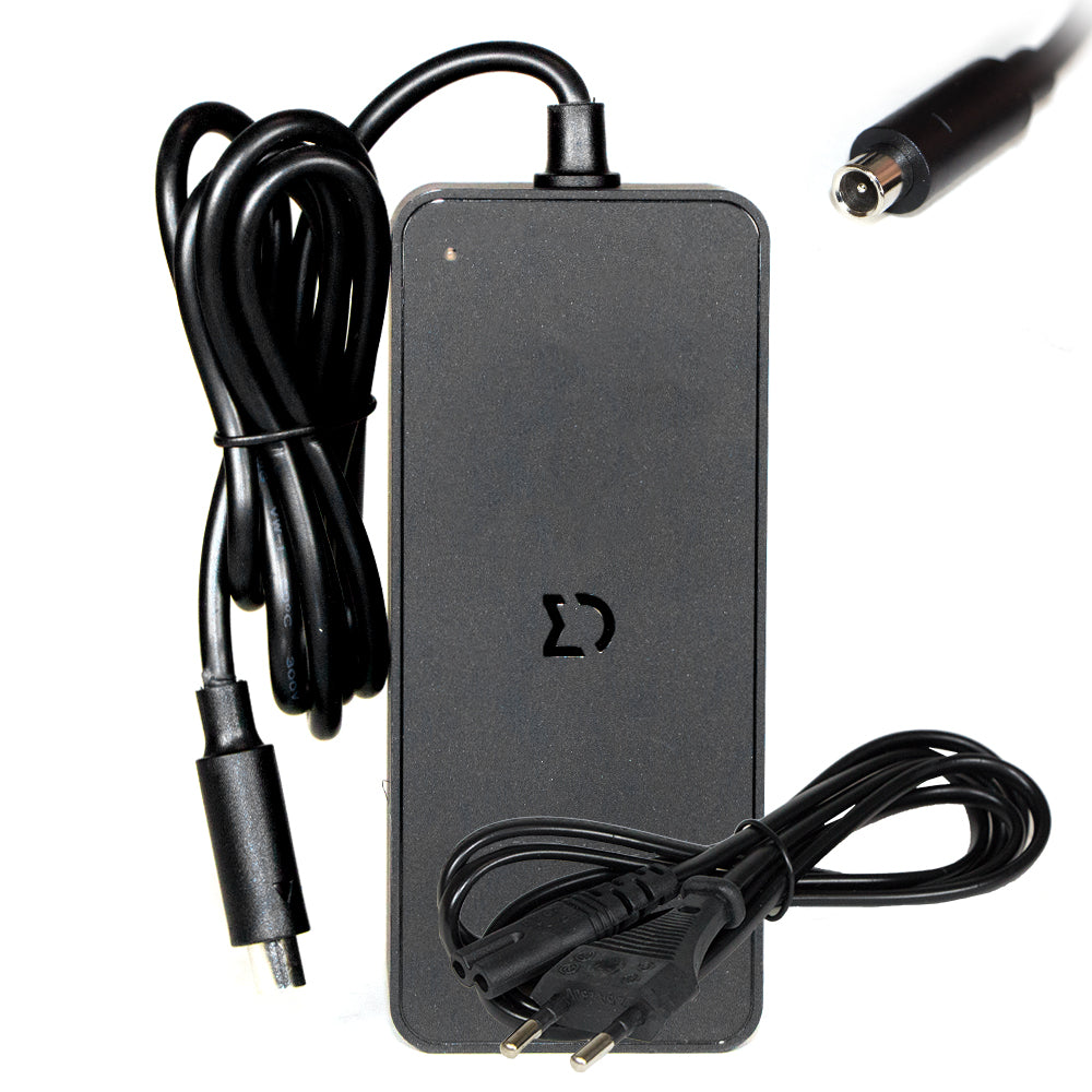 Chargeur Xiaomi 36V 2A CONNECTEUR CC 8MM