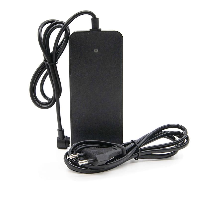 Cargador 36V (salida 41v) 2A conector GTC 8mm magnético para Mi4 pro