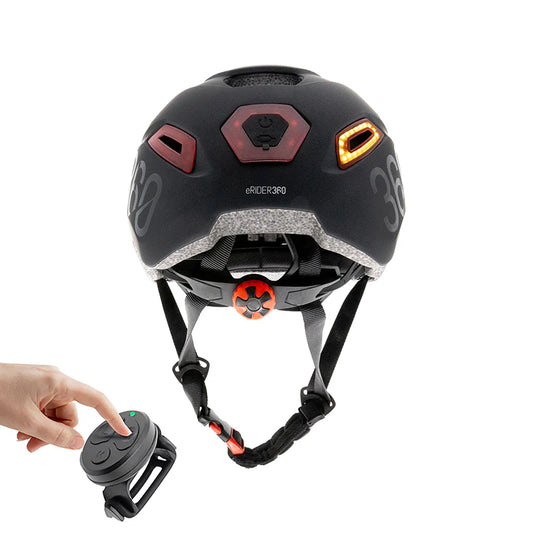 Casco con intermitente negro talla única