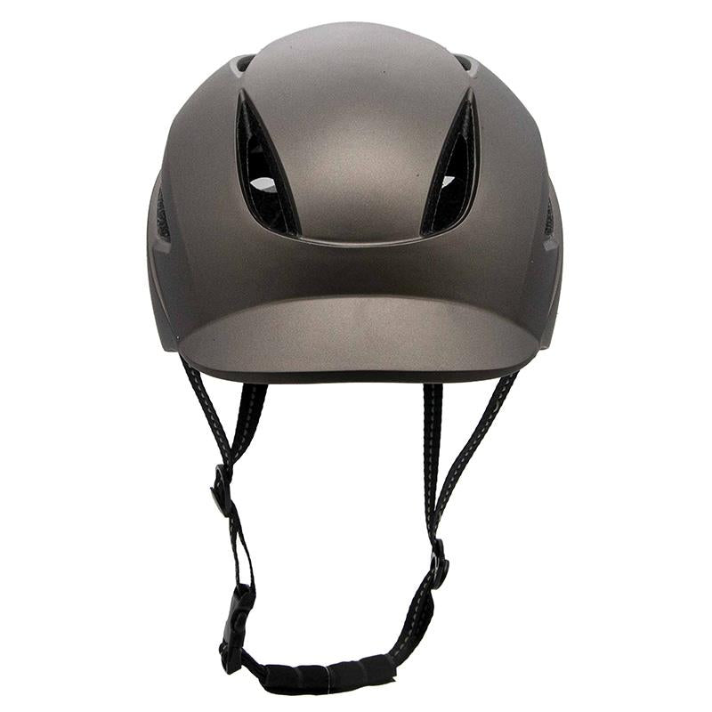 Casco con diseño peculiar y visor para el sol.