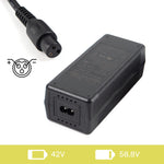 Cargador 52v 2A conector GX12