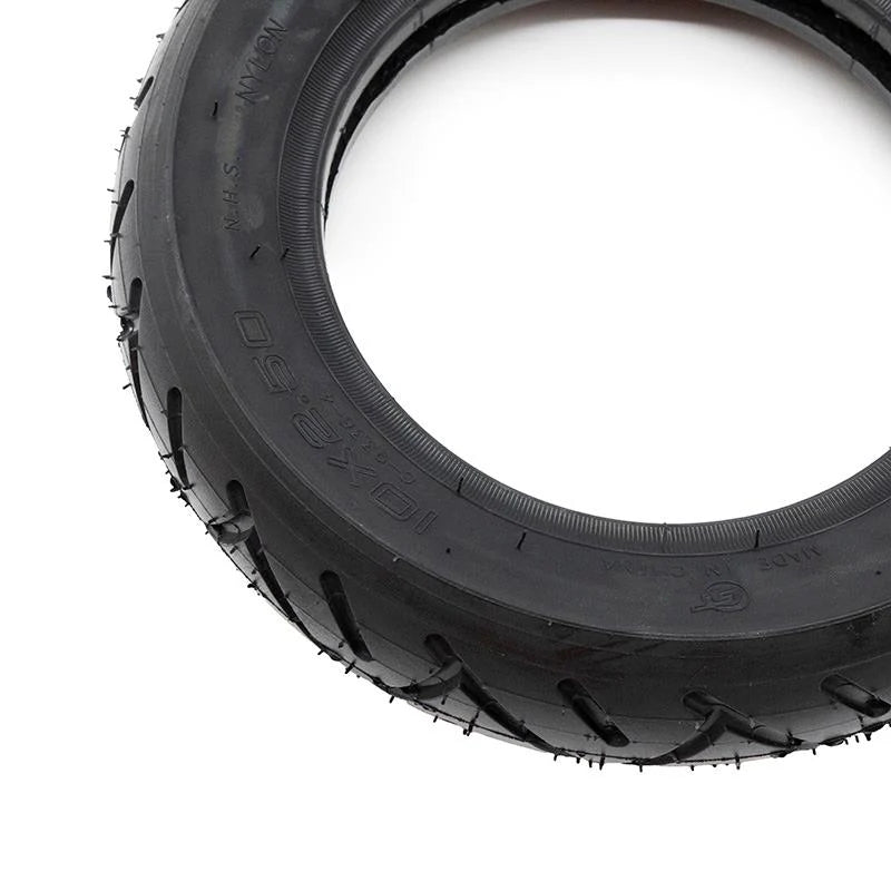 Neumático 10x2,5-6 [CST]