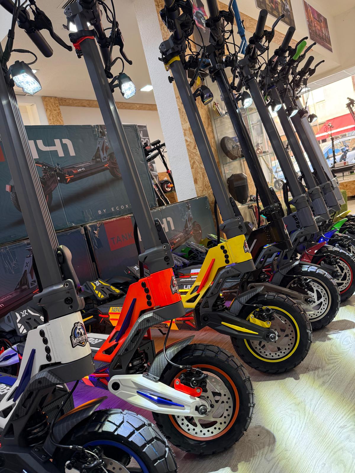 (PROMO) Patinete eléctrico Ecoxtreme M41 Tank | 2025 Model