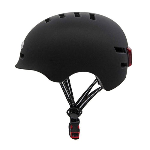 Casque avec éclairage LED avant/arrière